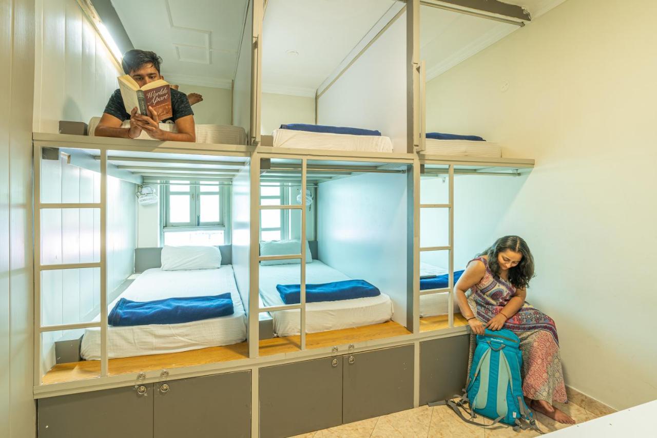 Madpackers Rishikesh Laxman Jhula Vandrarhem Exteriör bild